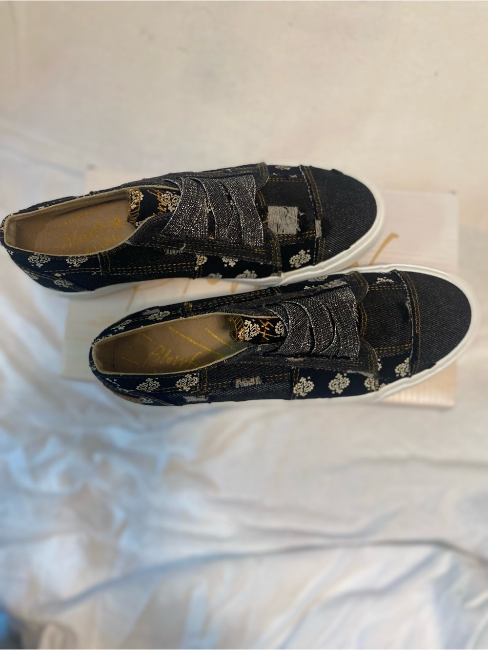 Blowfish Malibu Marley Black Denim Patterned Distressed Metallic Slip-Ons 7.5 - Picture 3 of 10